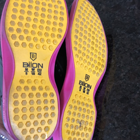 “Like New” Biion Shoes - Picture 5 of 6